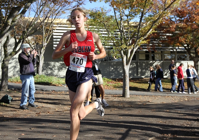 NCS XC D3 Girls-099.JPG - 2009 North Coast Section Cross Country Championships, Hayward High School, Hayward, California